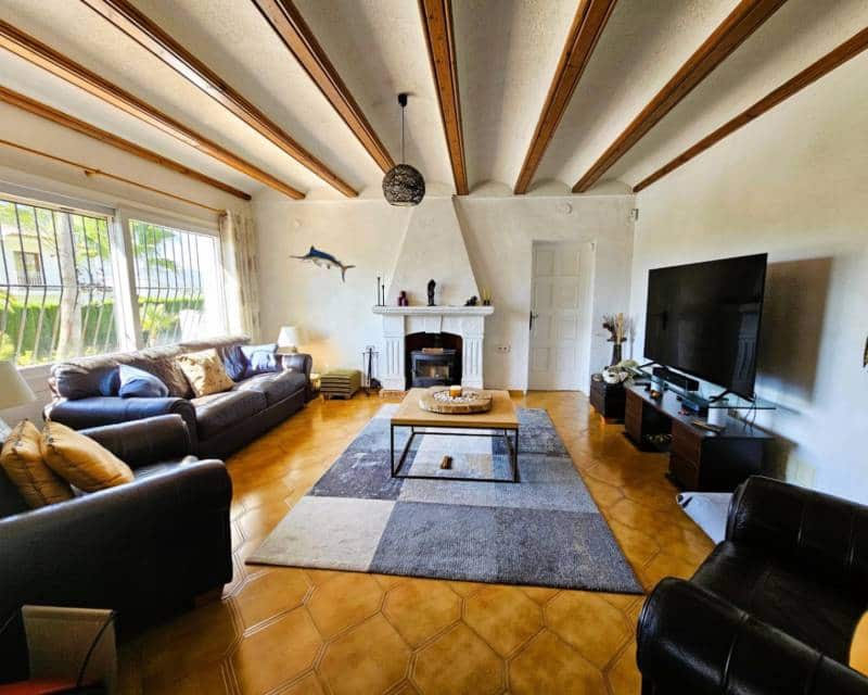 3 bedroom Villa for sale in Javea / Xabia with pool - € 795,000 (Ref: 9301778)