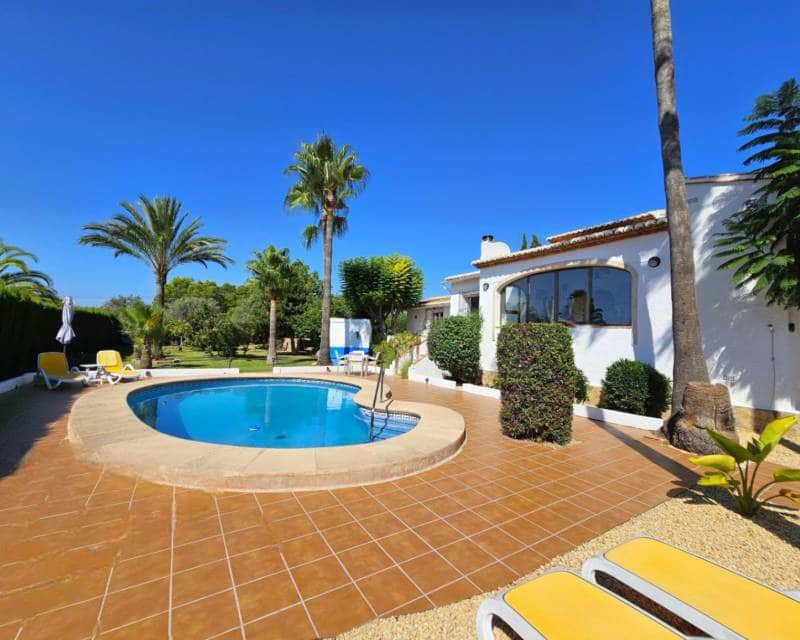 3 bedroom Villa for sale in Javea / Xabia with pool - € 795,000 (Ref: 9301778)