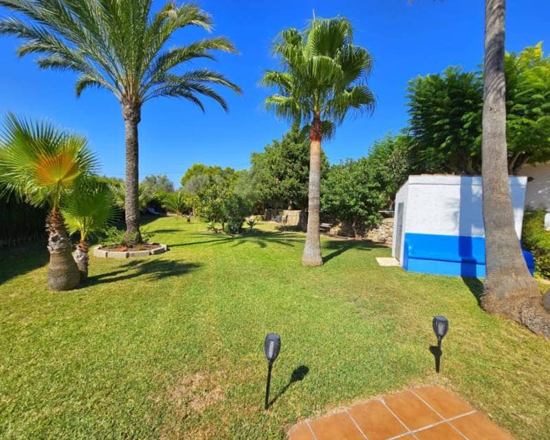3 bedroom Villa for sale in Javea / Xabia with pool - € 795,000 (Ref: 9301778)
