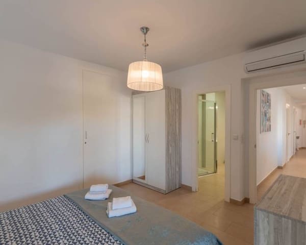 2 bedroom Apartment for sale in Javea / Xàbia with pool - € 349,000 (Ref: 9311929)