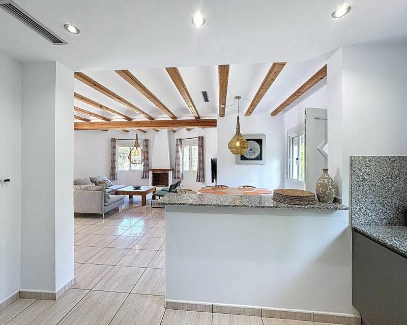 5 slaapkamer Villa te koop in Benitachell / Benitatxell met zwembad - € 725.000 (Ref: 9325443)