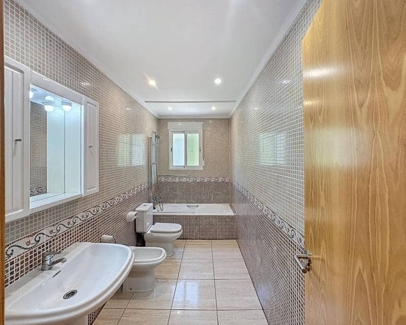 5 slaapkamer Villa te koop in Benitachell / Benitatxell met zwembad - € 725.000 (Ref: 9325443)