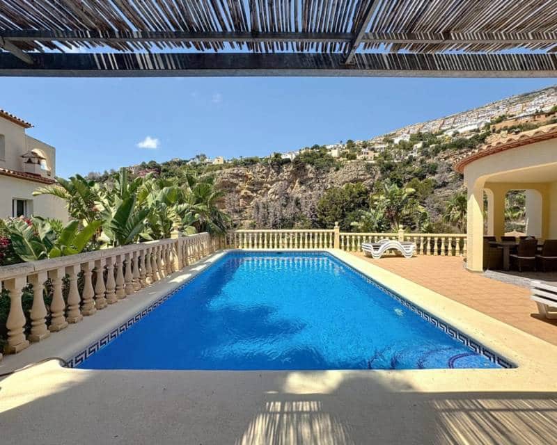 5 slaapkamer Villa te koop in Benitachell / Benitatxell met zwembad - € 725.000 (Ref: 9325443)