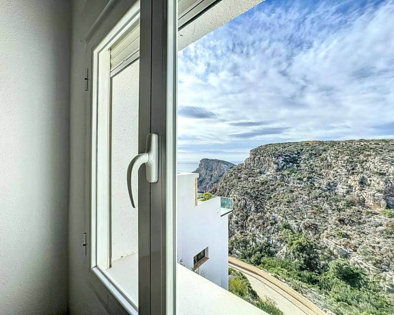 2 soveværelse Villa til salg i Benitachell / Benitatxell med swimmingpool - € 299.000 (Ref: 9340080)