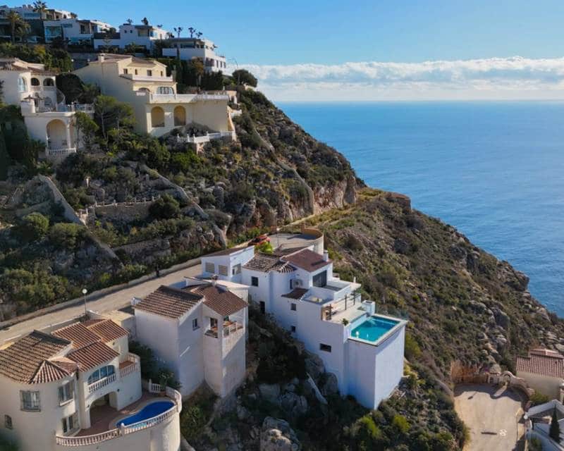 2 soveværelse Villa til salg i Benitachell / Benitatxell med swimmingpool - € 299.000 (Ref: 9340080)