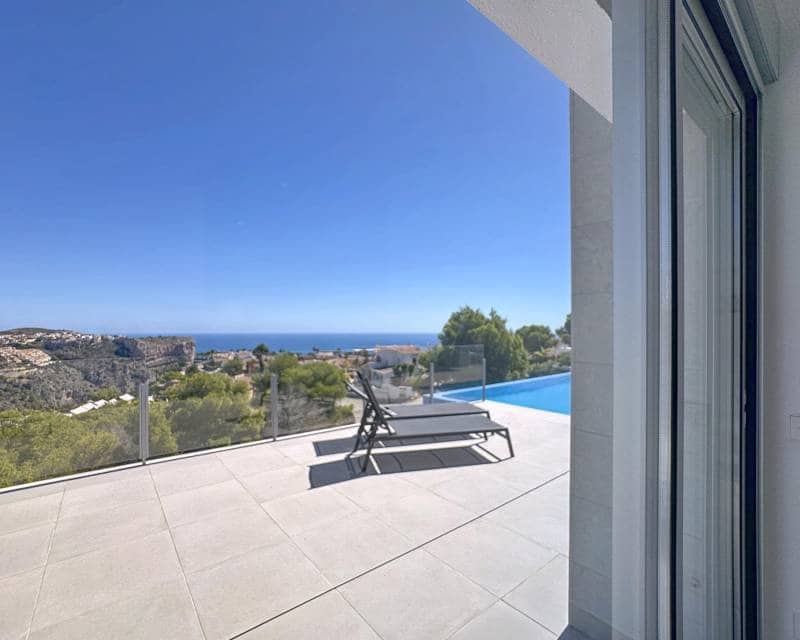 4 slaapkamer Villa te koop in Benitachell / Benitatxell met zwembad - € 1.395.000 (Ref: 9340081)