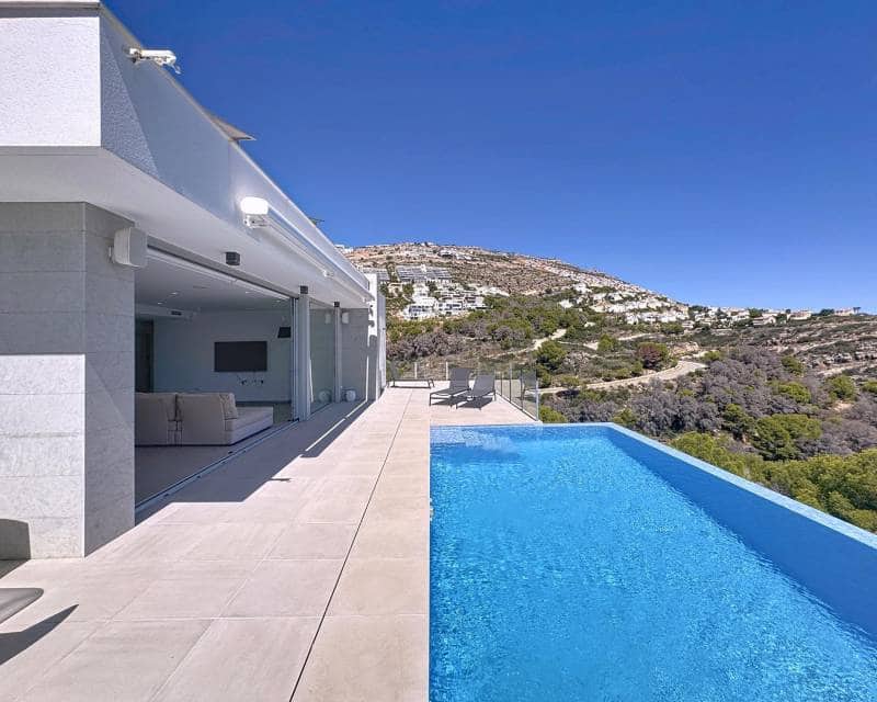 4 slaapkamer Villa te koop in Benitachell / Benitatxell met zwembad - € 1.395.000 (Ref: 9340081)