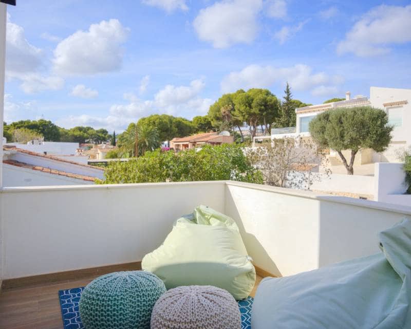 Chalet de 3 habitaciones en Moraira en venta con piscina garaje - 1.175.000 € (Ref: 9348560)