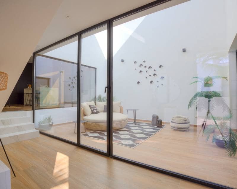 Chalet de 3 habitaciones en Moraira en venta con piscina garaje - 1.175.000 € (Ref: 9348560)