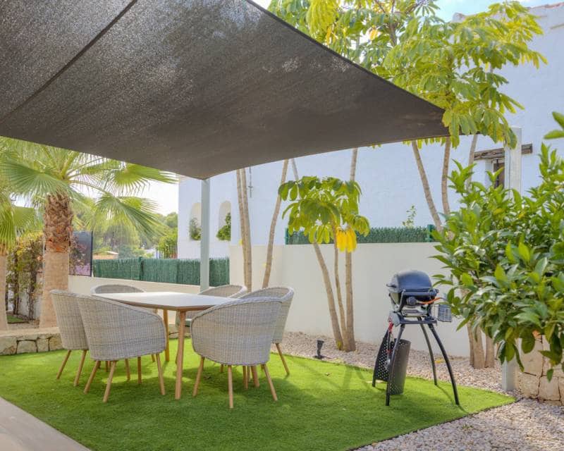 Chalet de 3 habitaciones en Moraira en venta con piscina garaje - 1.175.000 € (Ref: 9348560)