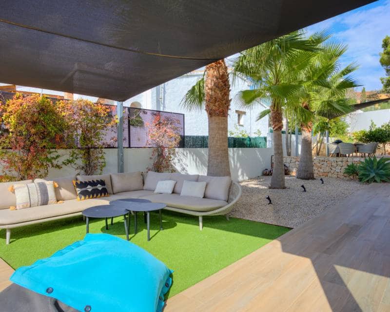 Chalet de 3 habitaciones en Moraira en venta con piscina garaje - 1.175.000 € (Ref: 9348560)