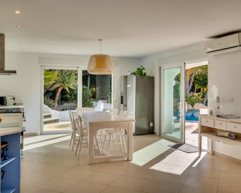 5 chambre Villa/Maison à vendre à Javea / Xabia avec piscine - 1 695 000 € (Ref: 9348561)