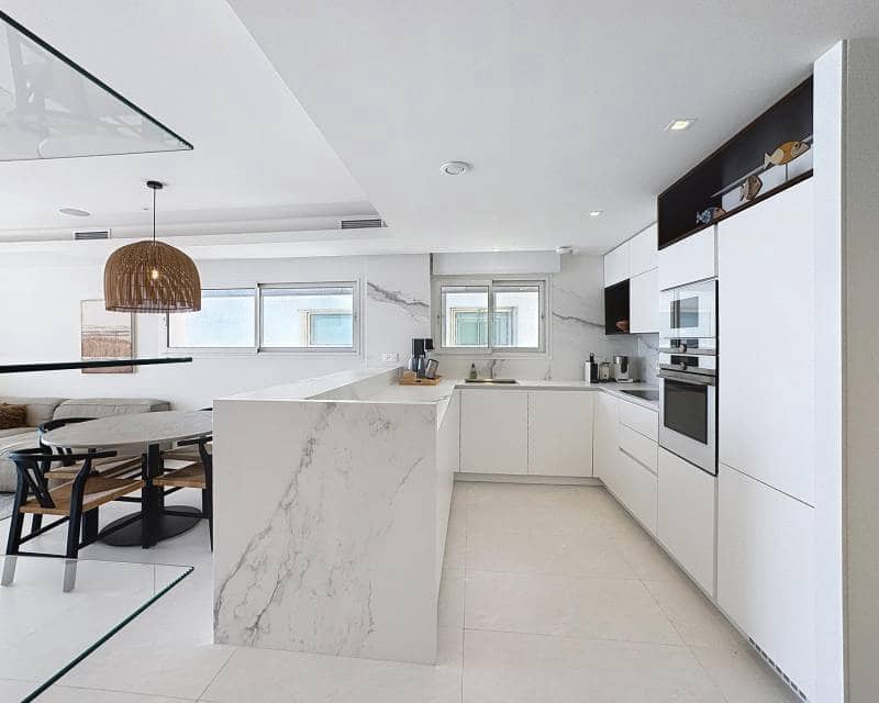 Apartamento de 3 habitaciones en Benitachell / Benitatxell en venta con piscina - 725.000 € (Ref: 9348562)