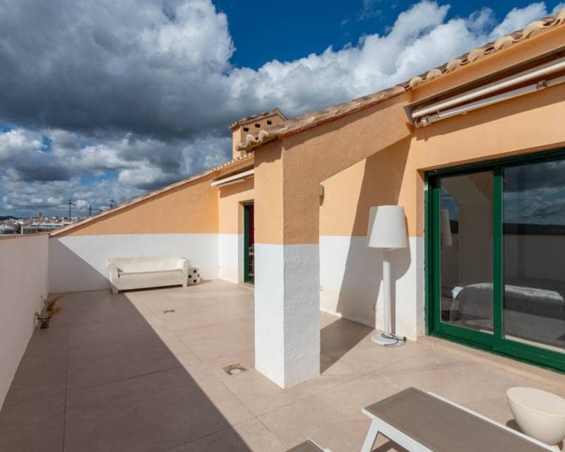 3 makuuhuone Huoneisto vuokrattavana paikassa Javea / Xabia mukana uima-altaan - 1 835 € (Ref: 9348564)