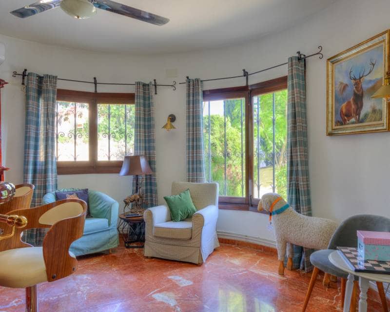 Chalet de 5 habitaciones en Benissa en venta con piscina - 695.000 € (Ref: 9363188)