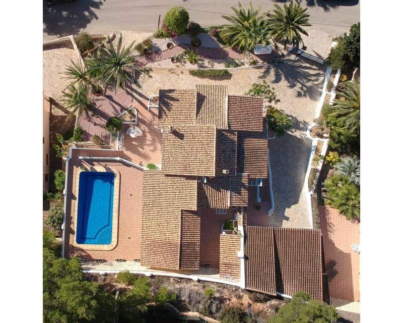 4 chambre Villa/Maison à vendre à Moraira avec piscine - 1 145 000 € (Ref: 9363189)