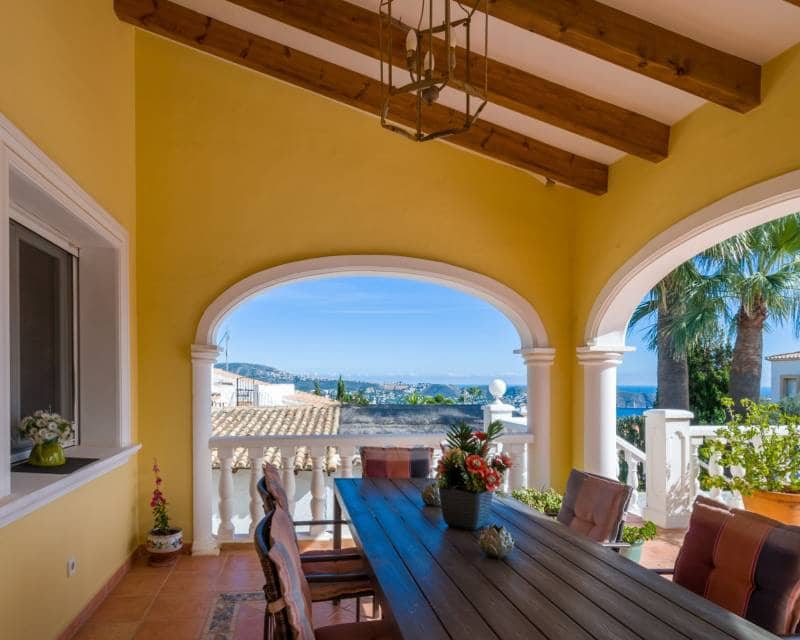 4 slaapkamer Villa te koop in Benissa met zwembad - € 795.000 (Ref: 9363190)