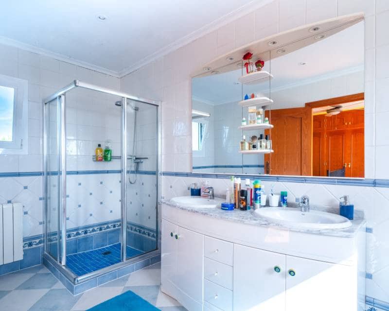 4 slaapkamer Villa te koop in Benissa met zwembad - € 795.000 (Ref: 9363190)