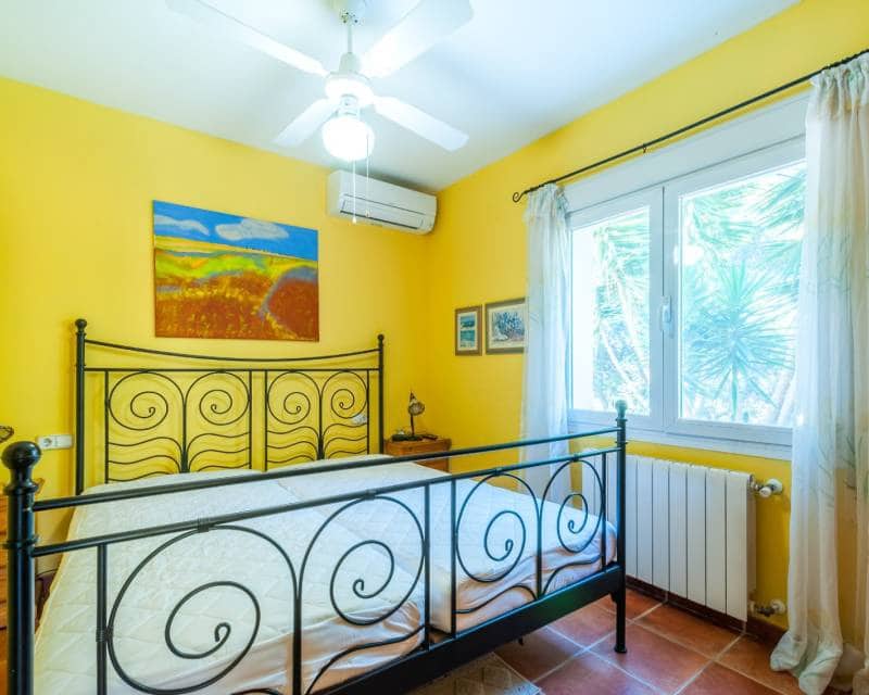 4 slaapkamer Villa te koop in Benissa met zwembad - € 795.000 (Ref: 9363190)