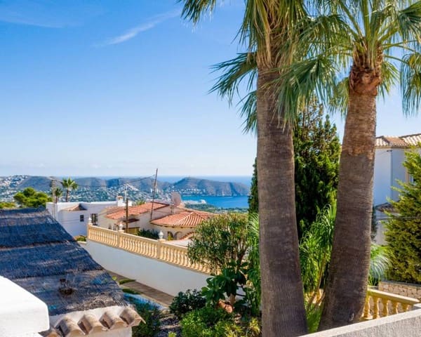 4 slaapkamer Villa te koop in Benissa met zwembad - € 795.000 (Ref: 9363190)