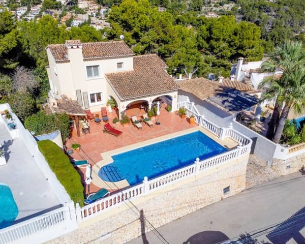 4 slaapkamer Villa te koop in Benissa met zwembad - € 795.000 (Ref: 9363190)