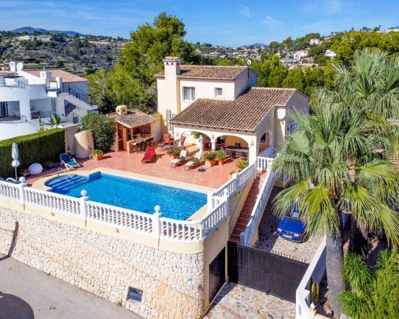 4 slaapkamer Villa te koop in Benissa met zwembad - € 795.000 (Ref: 9363190)