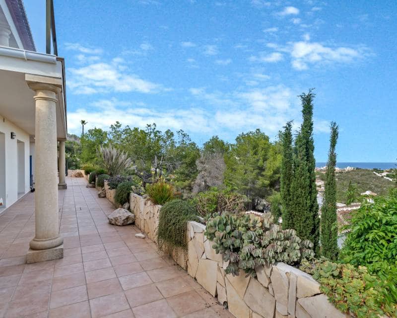 6 makuuhuone Huvila myytävänä paikassa Javea / Xabia mukana uima-altaan - 1 650 000 € (Ref: 9363191)