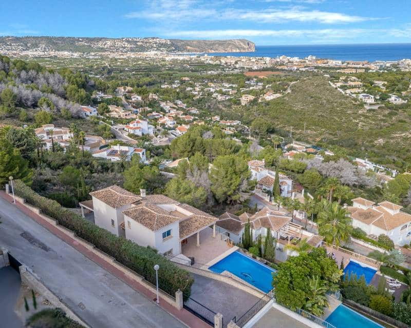 6 soverom Villa til salgs i Javea / Xabia med svømmebasseng - € 1 650 000 (Ref: 9363191)
