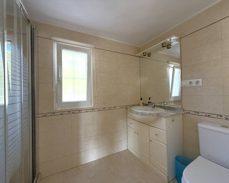 3 slaapkamer Villa te koop in Moraira met zwembad garage - € 550.000 (Ref: 9386287)