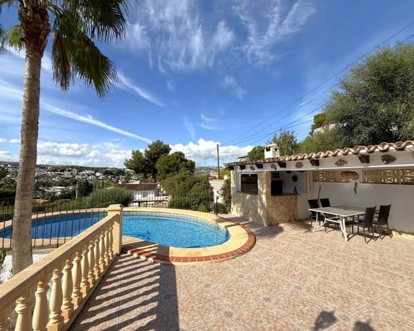 3 slaapkamer Villa te koop in Paichi, Teulada-Moraira met zwembad garage - € 550.000 (Ref: 9386287)