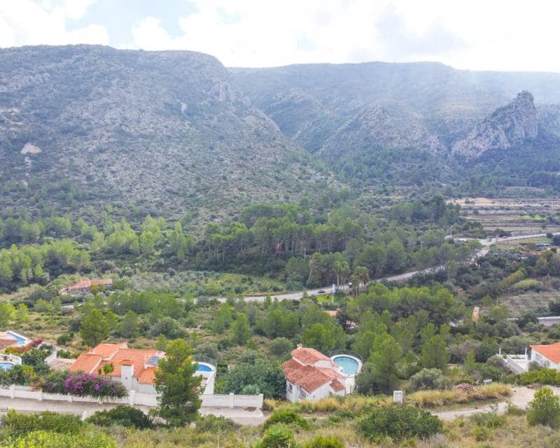 3 slaapkamer Villa te koop in Pedreguer met zwembad - € 710.000 (Ref: 9386289)