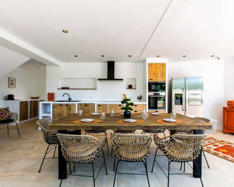 4 bedroom Villa for sale in Benissa with pool - € 1,650,000 (Ref: 9386290)