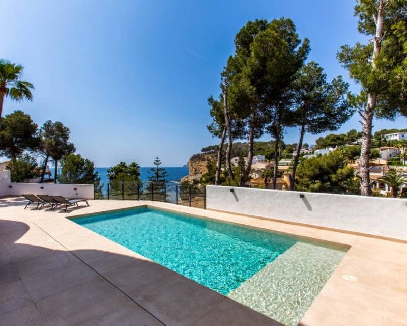 4 bedroom Villa for sale in Benissa with pool - € 1,650,000 (Ref: 9386290)