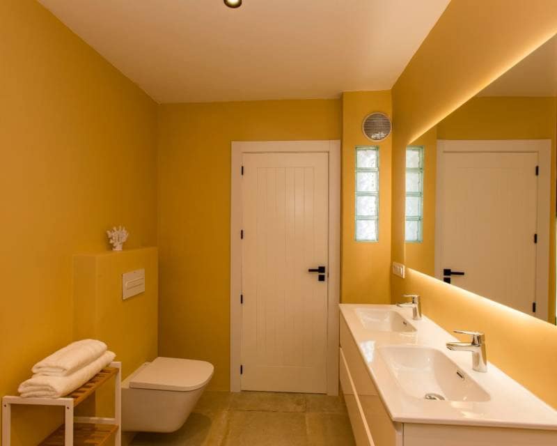 4 bedroom Villa for sale in Benissa with pool garage - € 1,650,000 (Ref: 9386290)