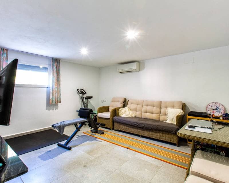 5 Zimmer Villa zu verkaufen in Benissa mit Pool - 680.000 € (Ref: 9386291)