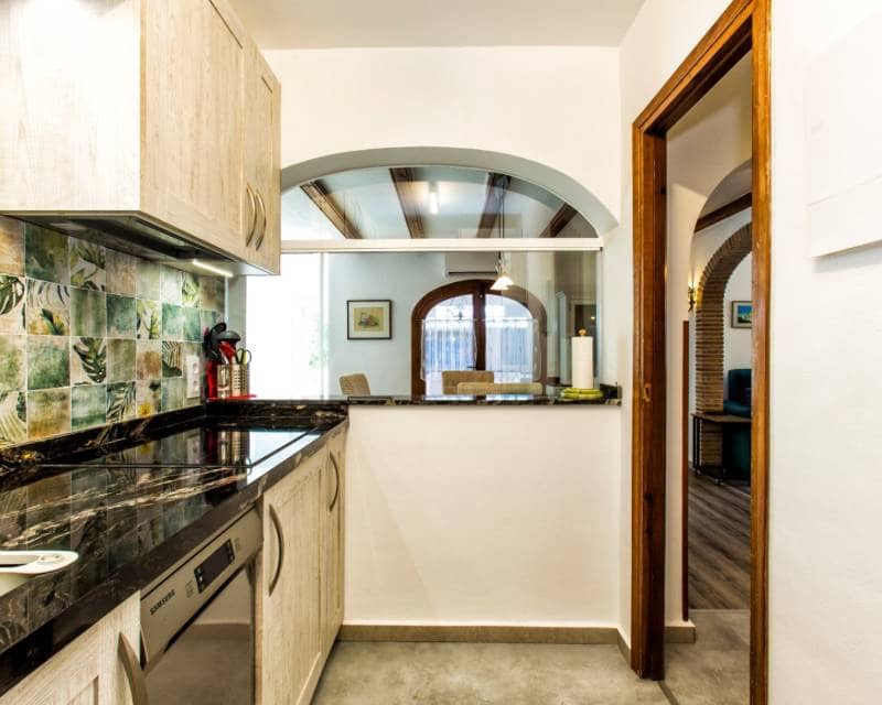 5 Zimmer Villa zu verkaufen in Benissa mit Pool - 680.000 € (Ref: 9386291)