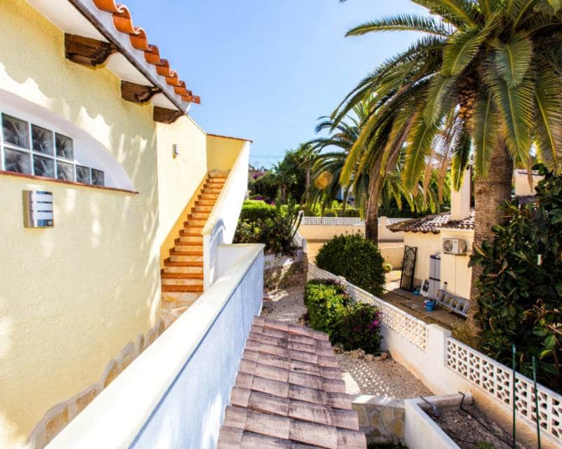 5 Zimmer Villa zu verkaufen in Benissa mit Pool - 680.000 € (Ref: 9386291)