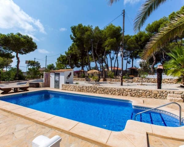 4 Zimmer Villa zu verkaufen in Benissa mit Pool - 895.000 € (Ref: 9386292)