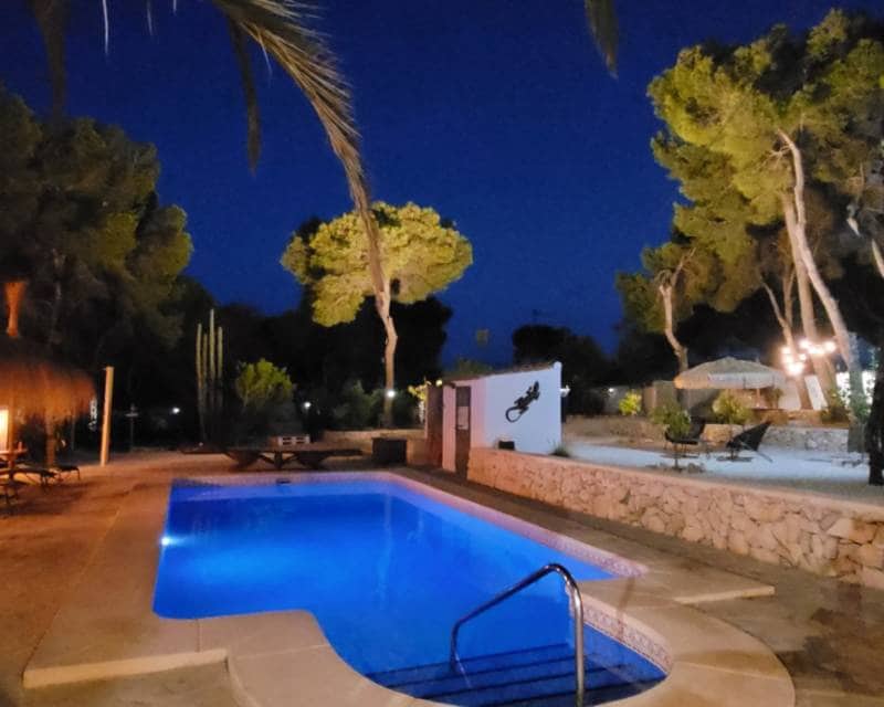 Chalet de 4 habitaciones en Benissa en venta con piscina - 895.000 € (Ref: 9386292)