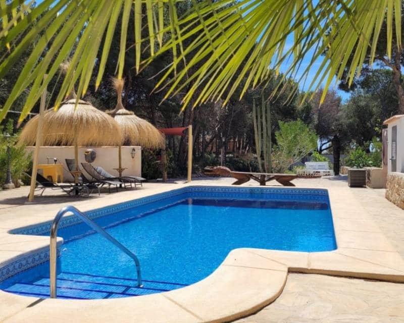 Chalet de 4 habitaciones en Benissa en venta con piscina - 895.000 € (Ref: 9386292)