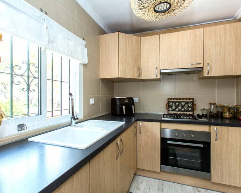 Chalet de 4 habitaciones en Benissa en venta con piscina - 895.000 € (Ref: 9386292)