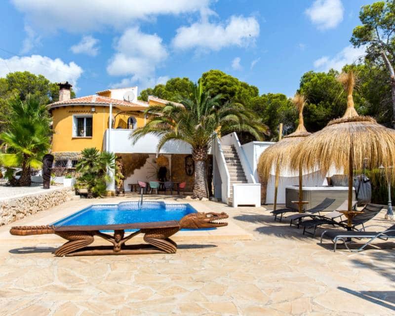 4 quarto Moradia para venda em Benissa com piscina - 895 000 € (Ref: 9386292)