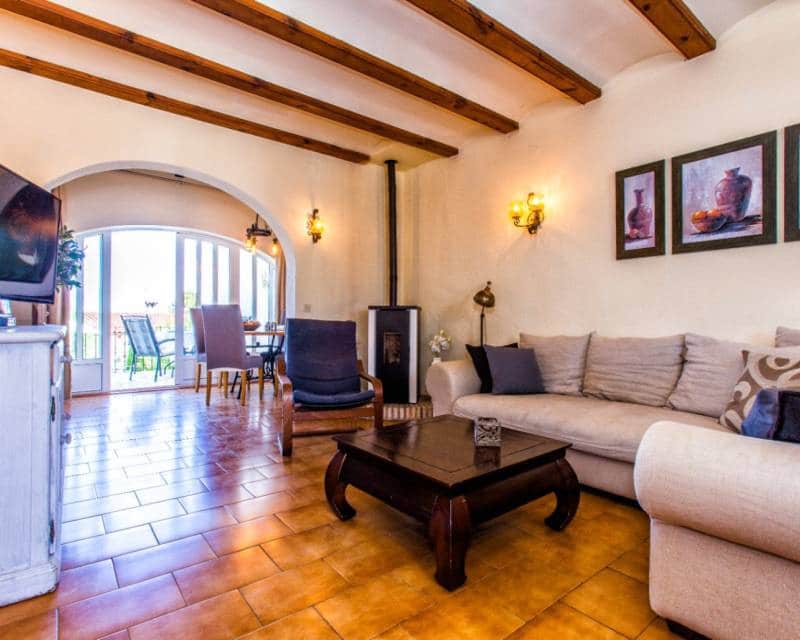 2 soveværelse Rækkehus til salg i Moraira med swimmingpool - € 249.500 (Ref: 9386293)