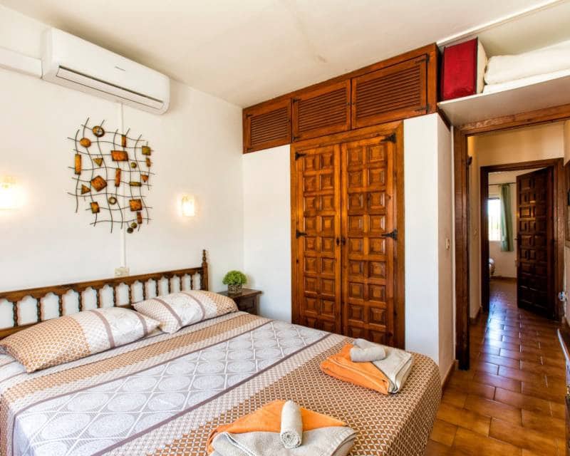 2 soveværelse Rækkehus til salg i Moraira med swimmingpool - € 249.500 (Ref: 9386293)