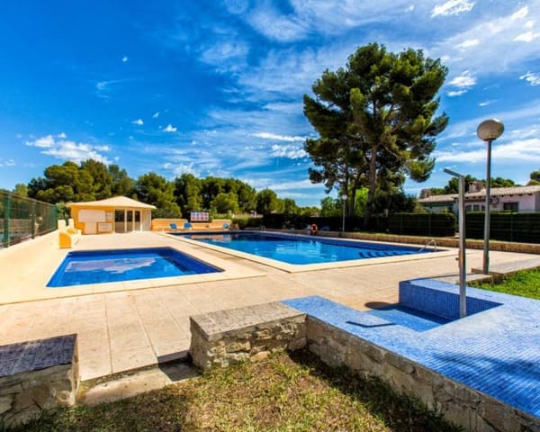 2 chambre Villa/Maison Mitoyenne à vendre à Moraira, Teulada-Moraira avec piscine - 249 500 € (Ref: 9386293)