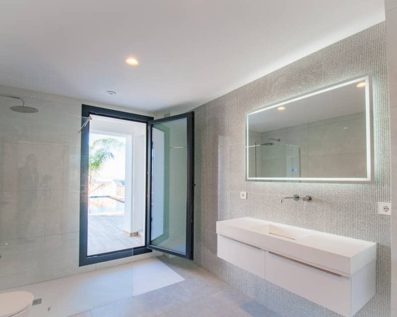 3 soveværelse Villa til salg i Moraira med swimmingpool garage - € 2.250.000 (Ref: 9399801)