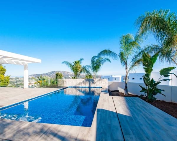 3 soveværelse Villa til salg i Moraira, Teulada-Moraira med swimmingpool garage - € 2.250.000 (Ref: 9399801)