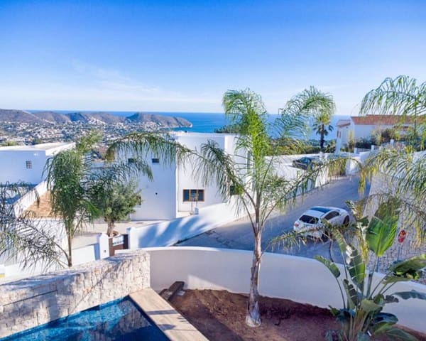 3 soveværelse Villa til salg i Moraira, Teulada-Moraira med swimmingpool garage - € 2.250.000 (Ref: 9399801)