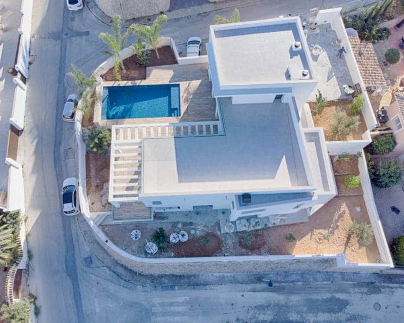 3 soveværelse Villa til salg i Moraira med swimmingpool garage - € 2.250.000 (Ref: 9399801)