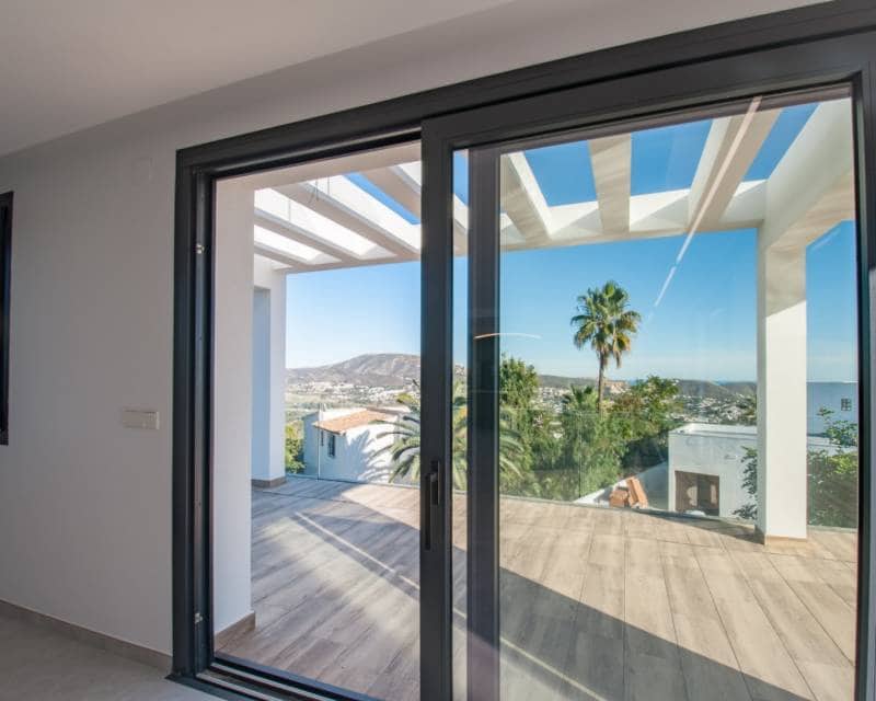 3 soveværelse Villa til salg i Moraira med swimmingpool garage - € 2.250.000 (Ref: 9399801)